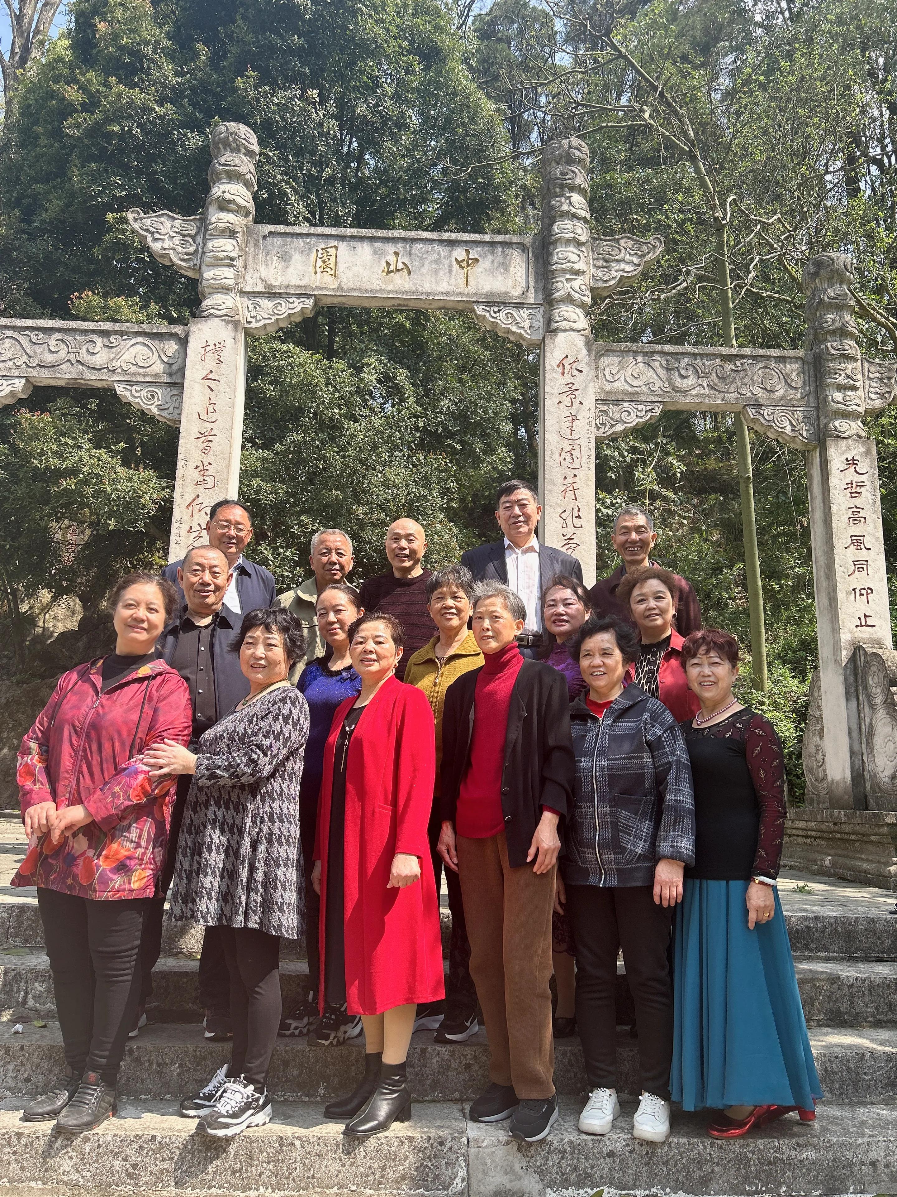 省市之页★遵义3号客轮鸣笛启航★作者/笑林强哥/檀桂兰/赵贵江