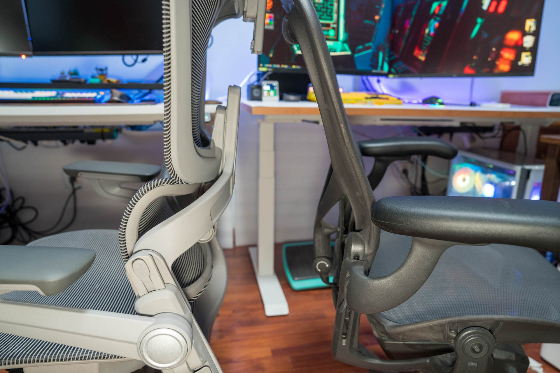 乱七八糟的电脑桌,笔记本电脑桌桌椅