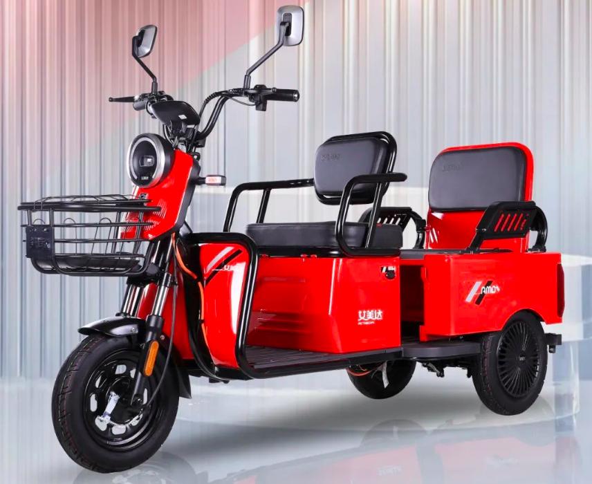 最新款双门四座三轮车,七座三轮车最新款
