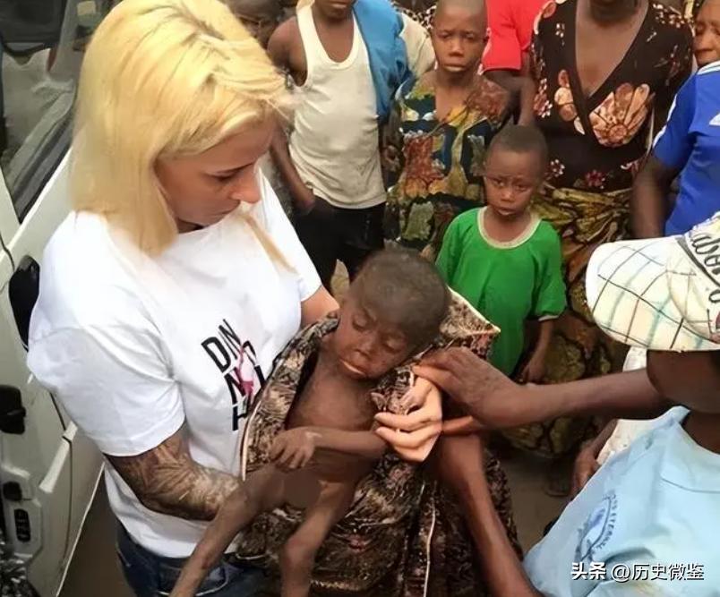 2016年，非洲男孩向白人美女讨水喝走红网络，男孩后来怎么样了？