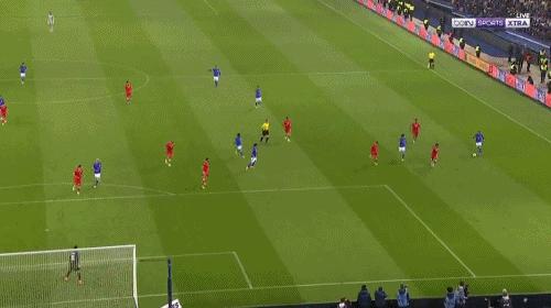 足球比赛内马尔vs梅西,西班牙vs巴西友谊赛内马尔