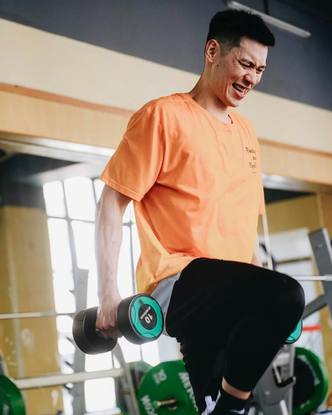 林书豪官宣新合同,林书豪签约猛龙多少钱