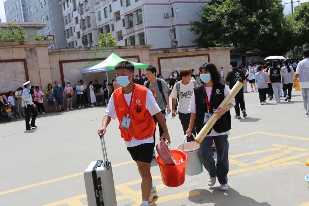 龙岩技师学院怎么样,邱毅龙岩技师学院