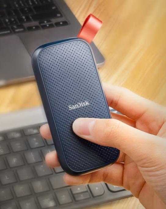 现在移动硬盘最大容量,目前的移动硬盘最大容量