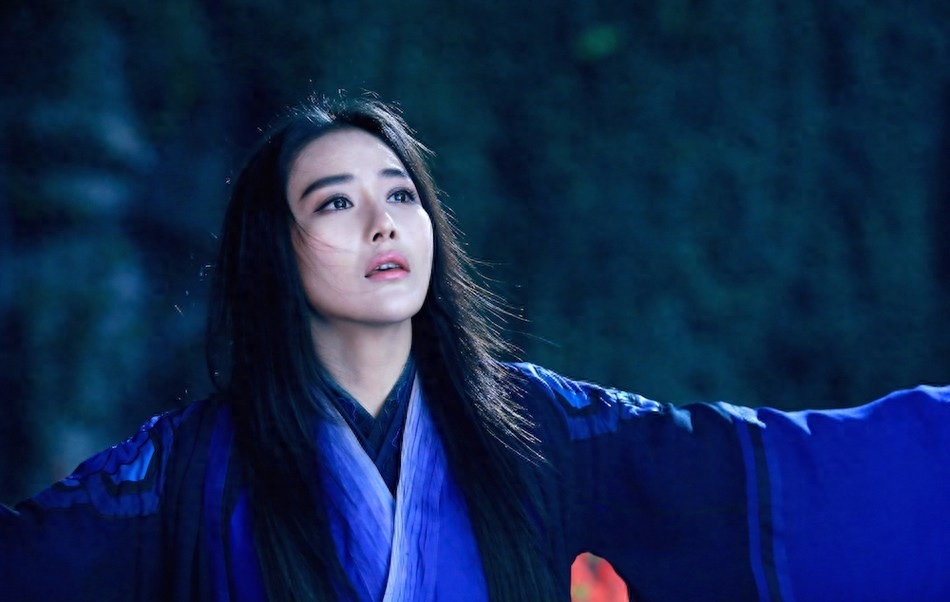 李莫愁的武功到底是什么水平,李莫愁能打过黄药师吗