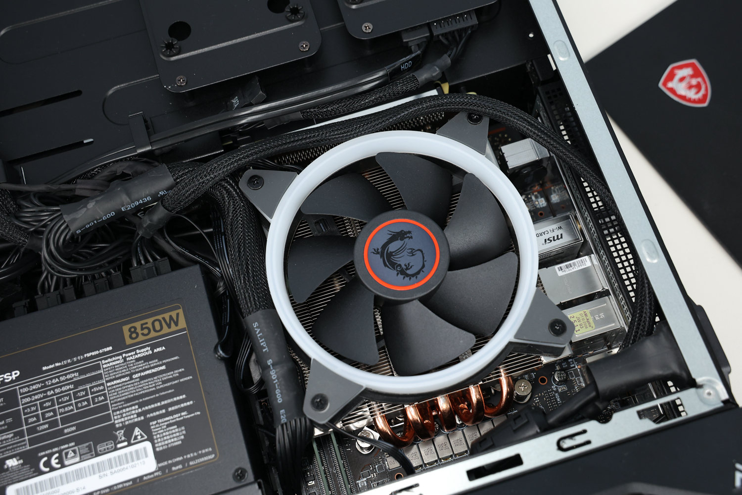 微星海皇戟迷你主机测评,微星海皇戟x几块固态