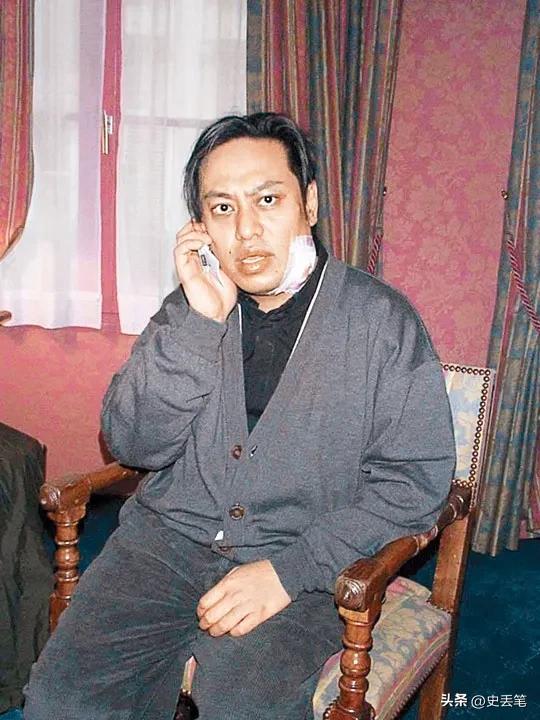 香港土豪极奢淫欲,有1个老婆、19位*妇情**,人称现代韦小宝