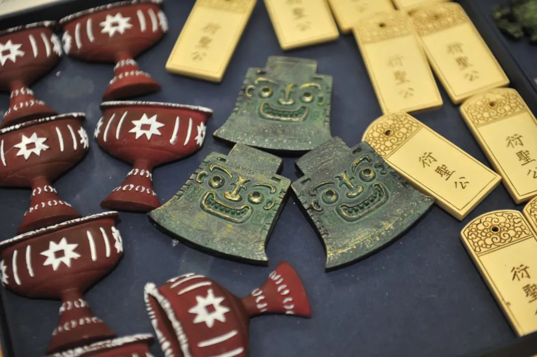 打卡山东博物馆和大明湖,山东博物馆打卡攻略