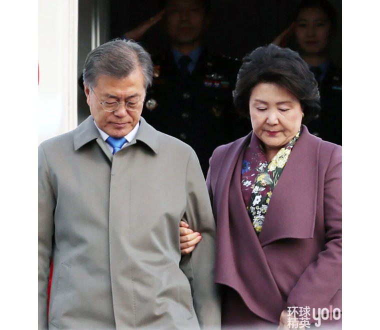 韩总统夫人被曝花10亿公款买衣服？经查都是山寨货！魔咒剑指总统