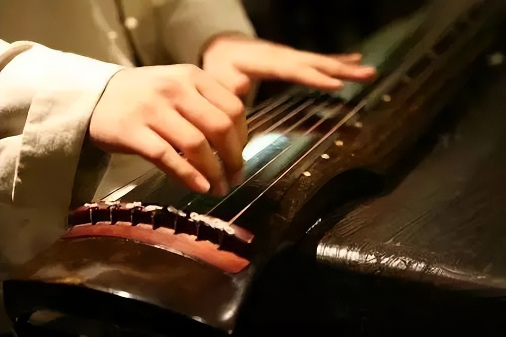 琴开裂怎么修,古琴开裂影响音色吗