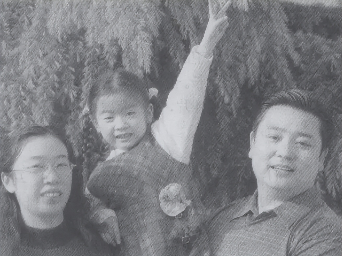 96年台湾富家女与*小平邓**警卫员订婚,女方母亲:娶妻聘金要100万