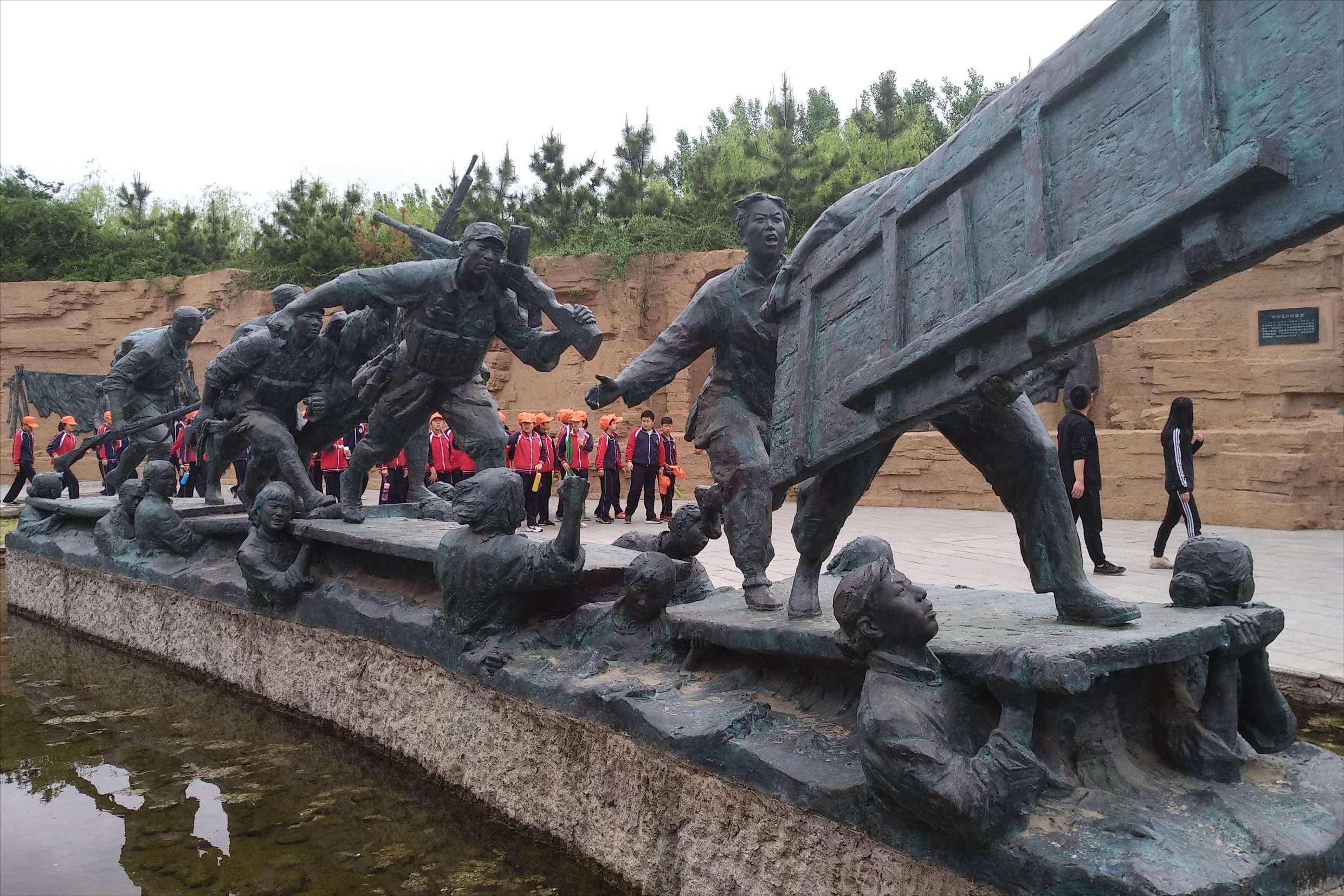 十大元帅榜单公布，蒋介石看后面露难色说道：陈毅太厉害了