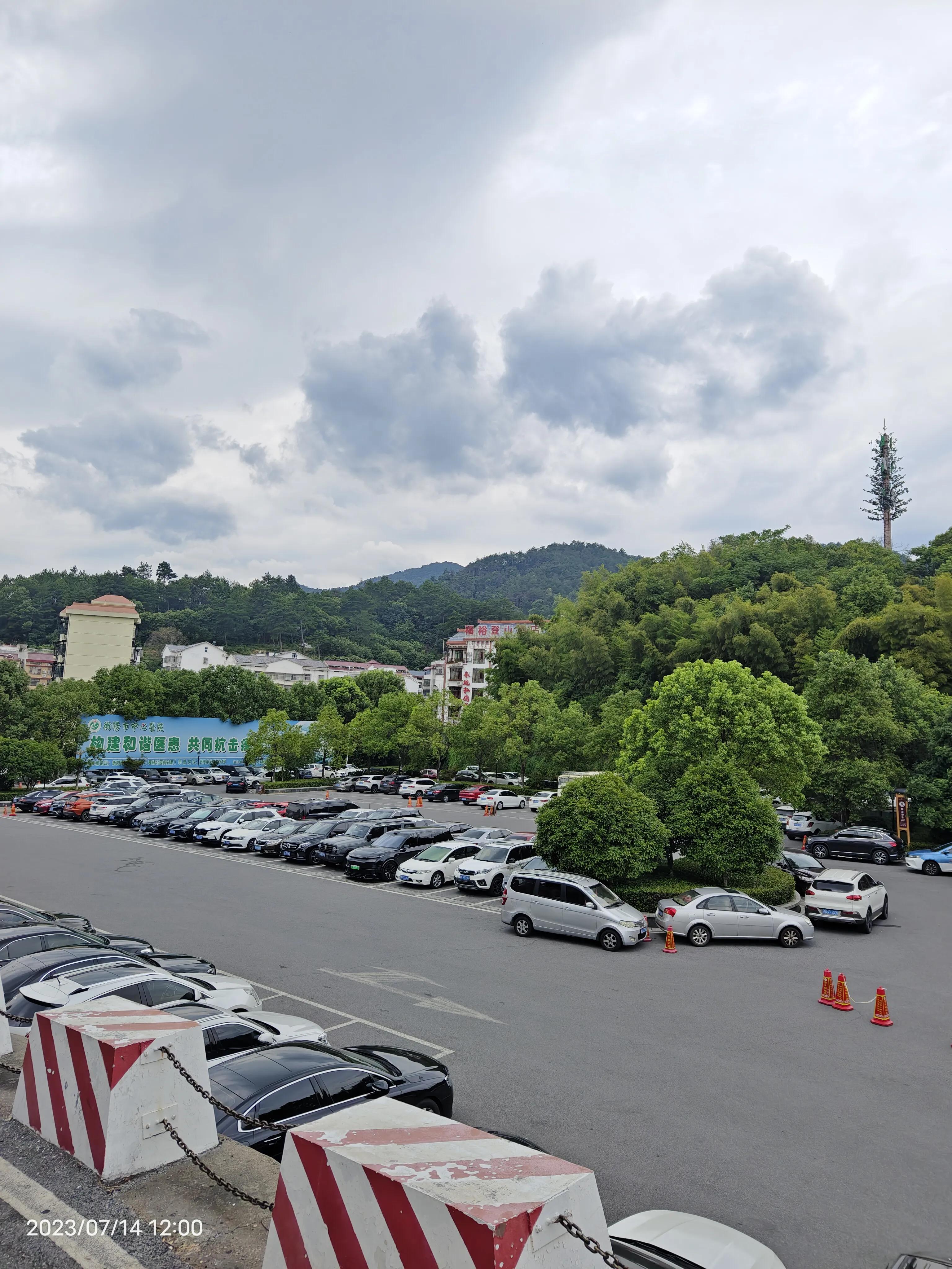 衡山南岳一日游,南岳衡山是五岳最灵的吗