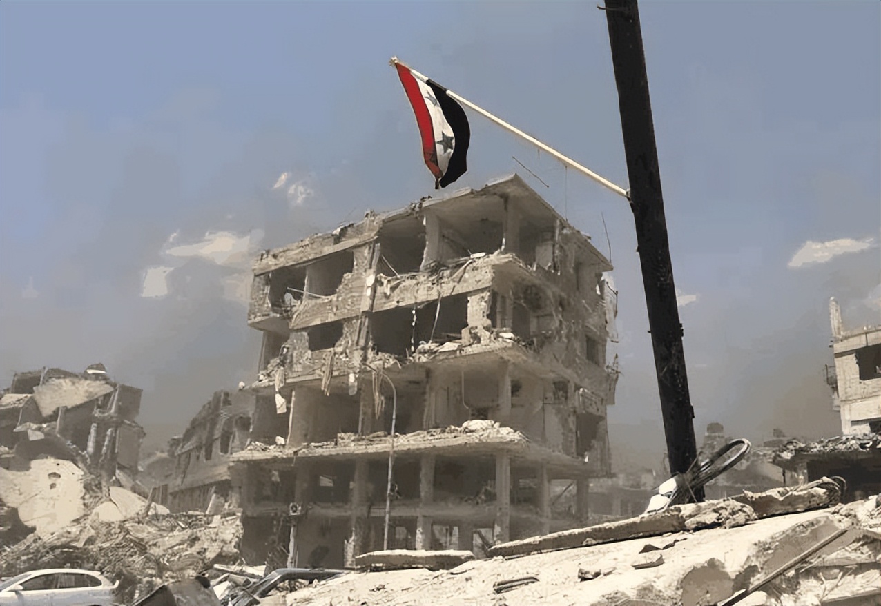 重温叙利亚战争，美国嘴里喊着世界和平，却干着“畜生”的行为