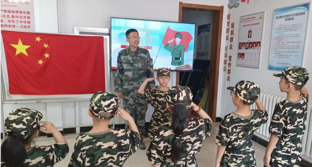 原地踏步转齐步走口令,立正稍息向左向右转口令