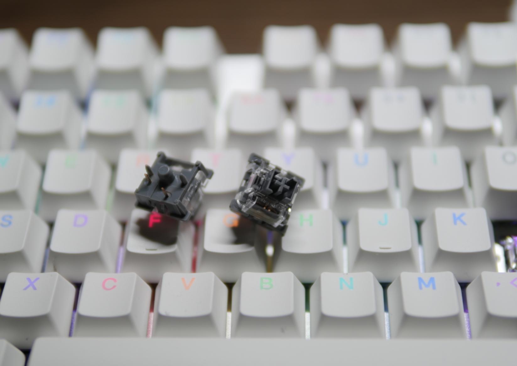 雷柏机械键盘v700rgb测评,雷柏V700DIY机械键盘评测