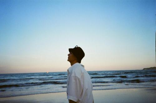 王嘉高清大图写真,王嘉拍照