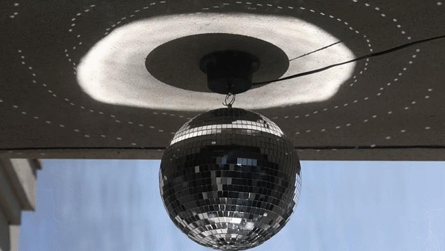 刘亦菲公开恋情后亮相,刘亦菲恋情网友爆料