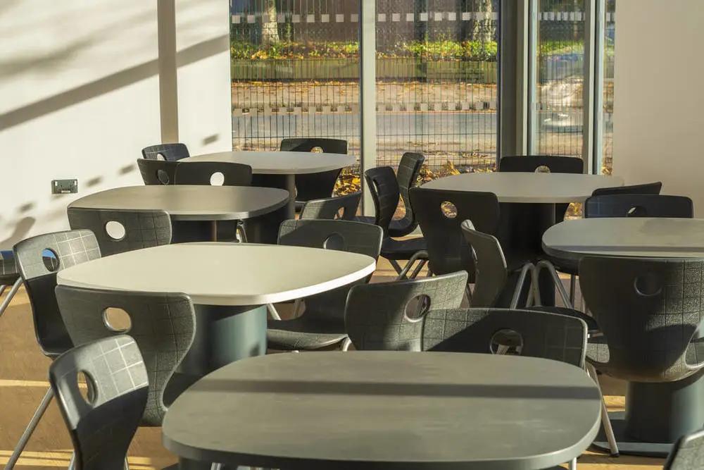 往届的二本生无经验怎么找工作,2013年二本生怎么找工作