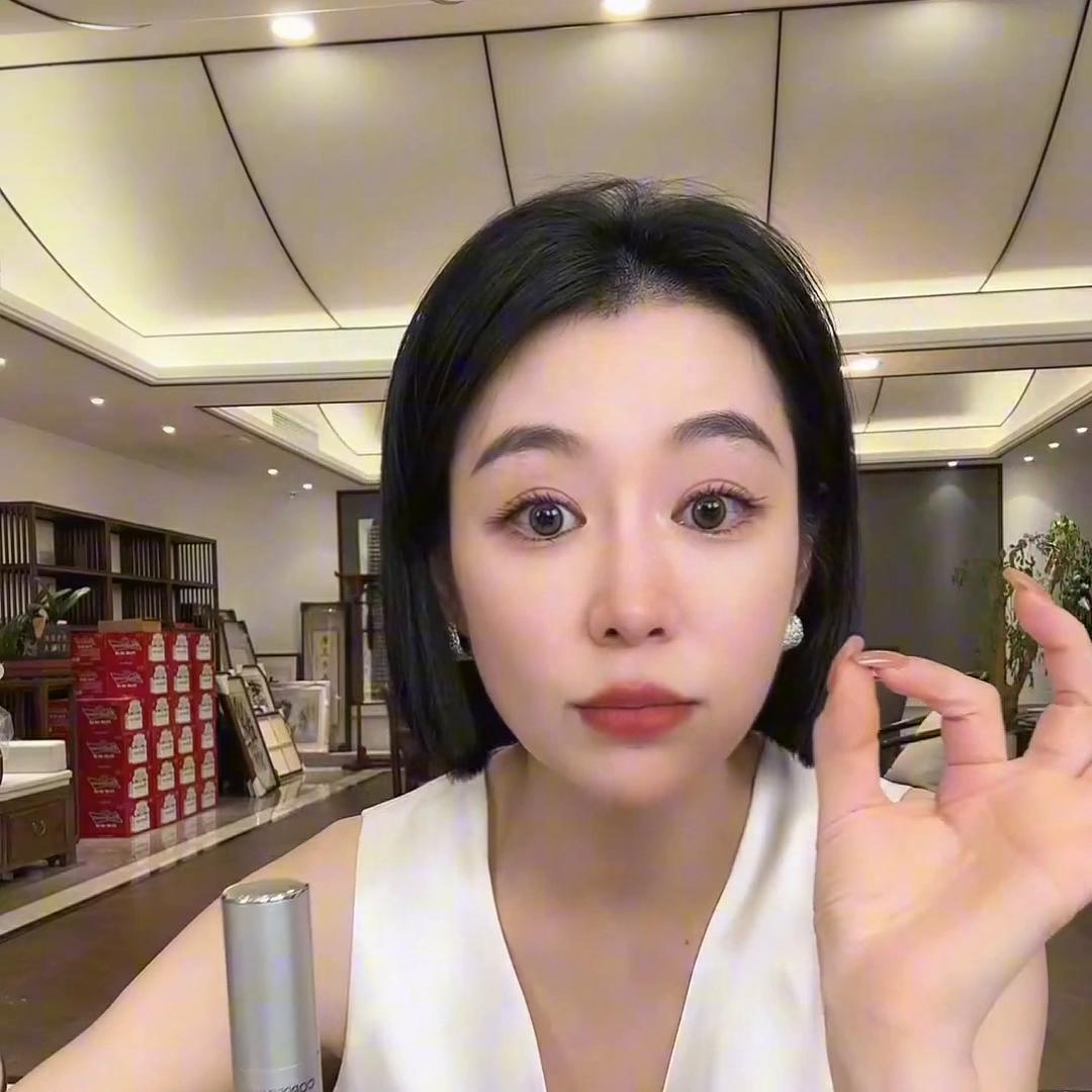 七老板毛孔精华有用吗,毛孔收缩智商税