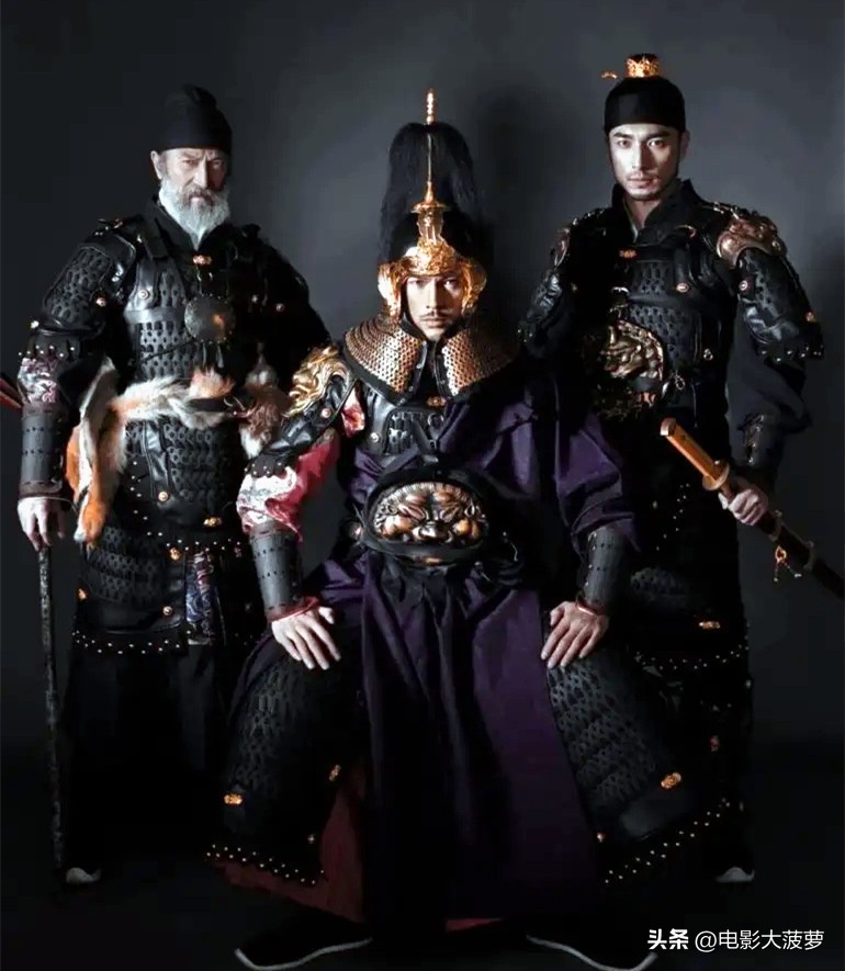 同样跟王鹤棣一起参与综艺的艺人,王鹤棣和周杰伦为什么是一个保镖