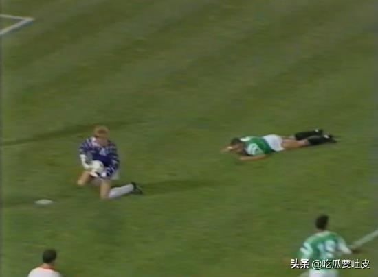 世界杯小历史,1990年世界杯F组篇,荷兰再内讧?无奈平埃及
