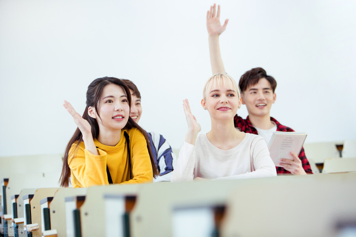 中专毕业去韩国留学值得吗,去韩国留学值得吗英文