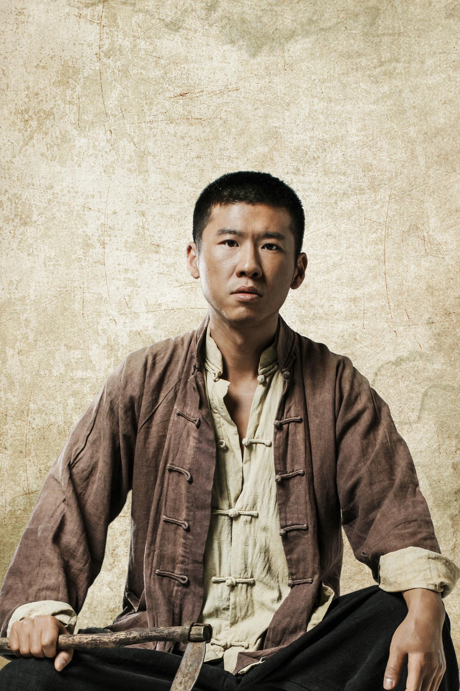 演员王骁与王馥荔,演员王骁是王馥荔的亲生儿子吗