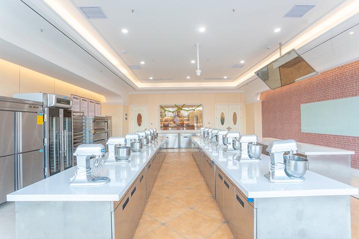 蛋糕店学徒需要多长时间,去蛋糕店学徒一般要学多久