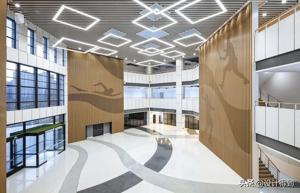 铝方通适合家庭装修吗,什么是铝方通吊顶