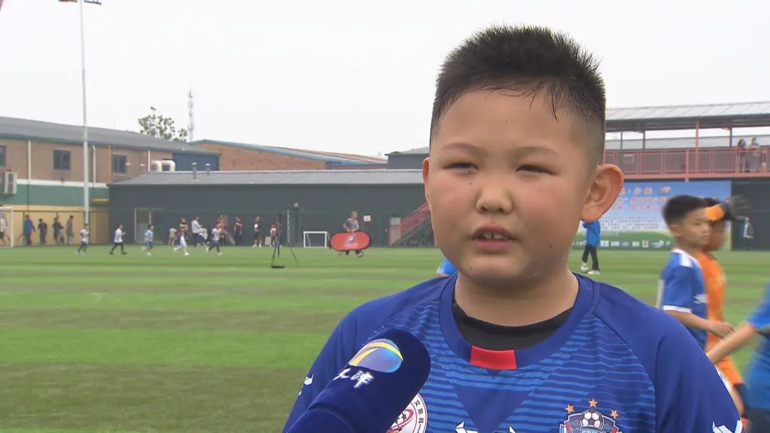 青少年足球锦标赛开幕式表演,少年足球联赛开幕式