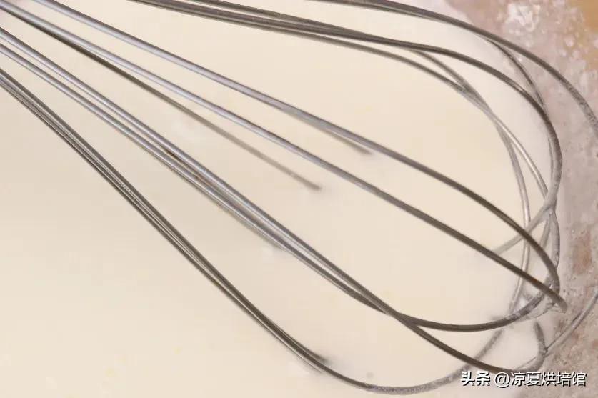 巧克力奶油蛋糕造型简约新手,巧克力草莓奶油蛋糕造型