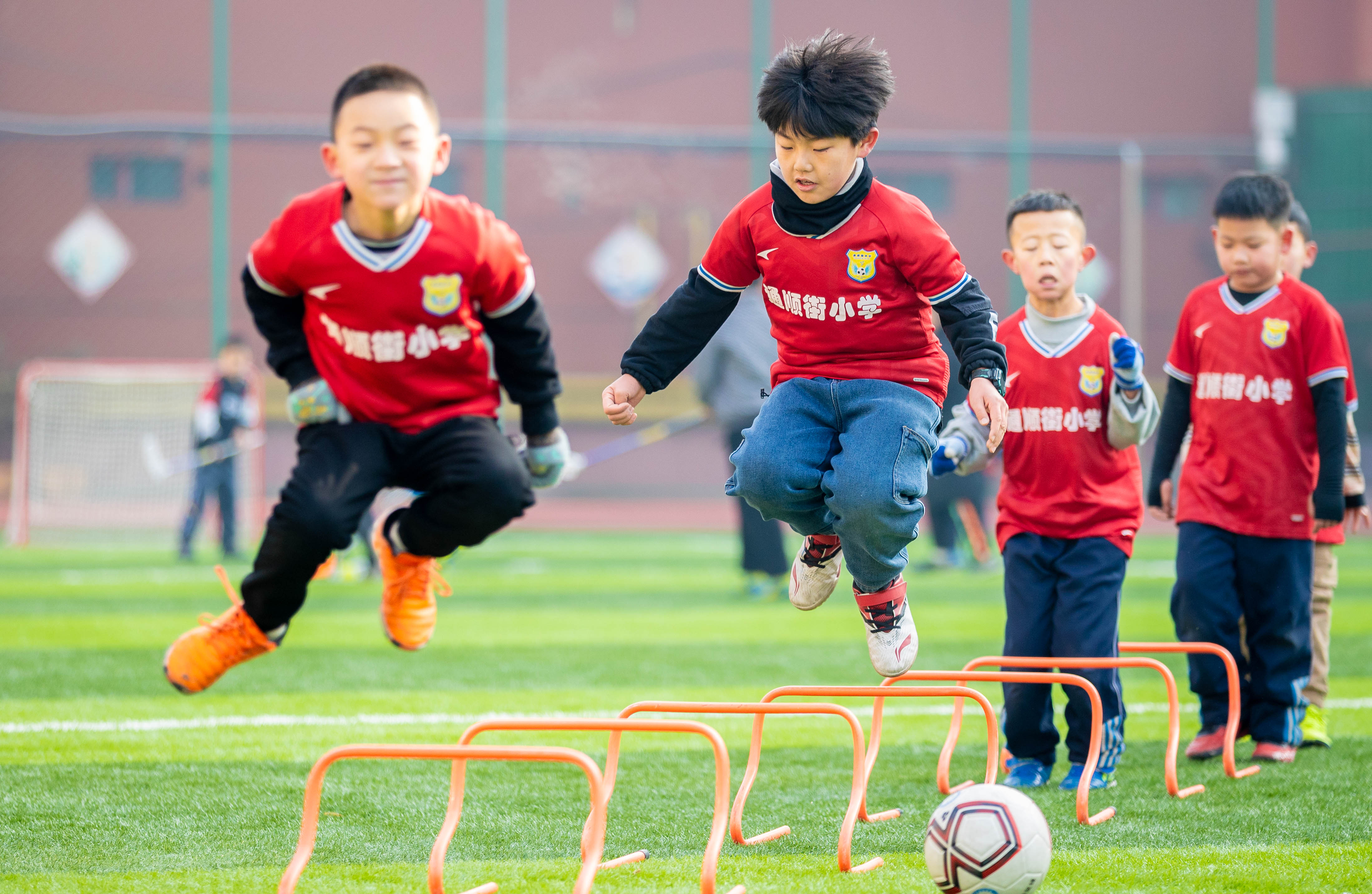 足球小将多特蒙德冬训,09足球小将冬训