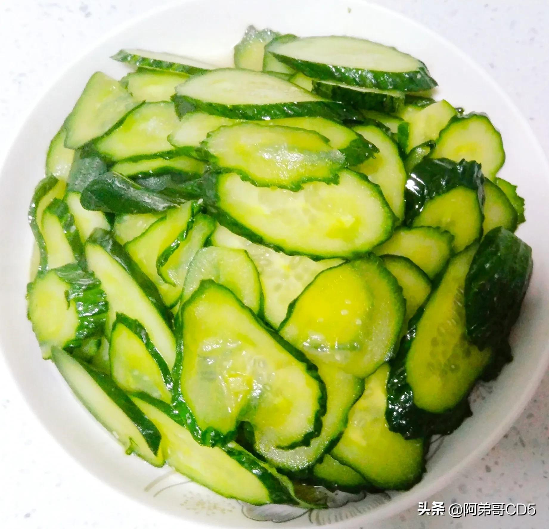 挑战365道不重样家常菜香菜拌牛肉,家常菜100道简单炒菜不重样9宫格