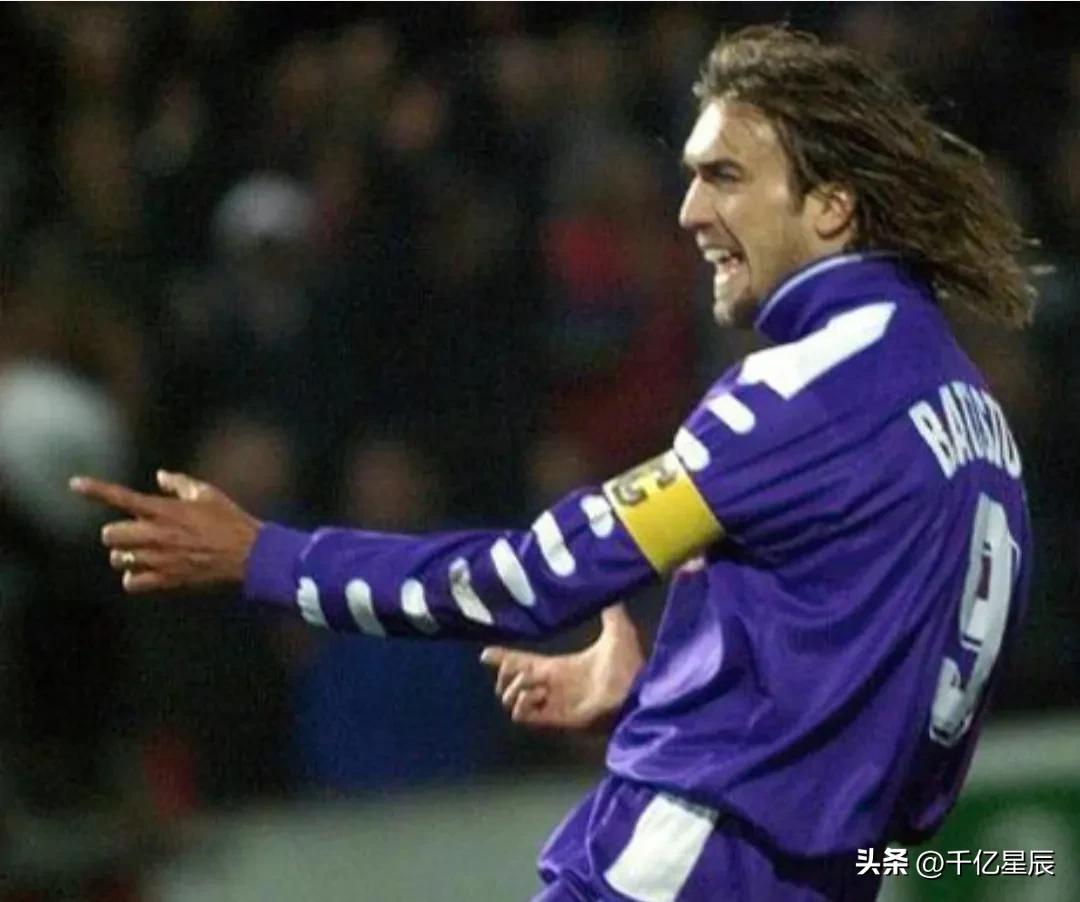 盘点足坛十大不可思议进球,足坛进球庆祝动作推荐
