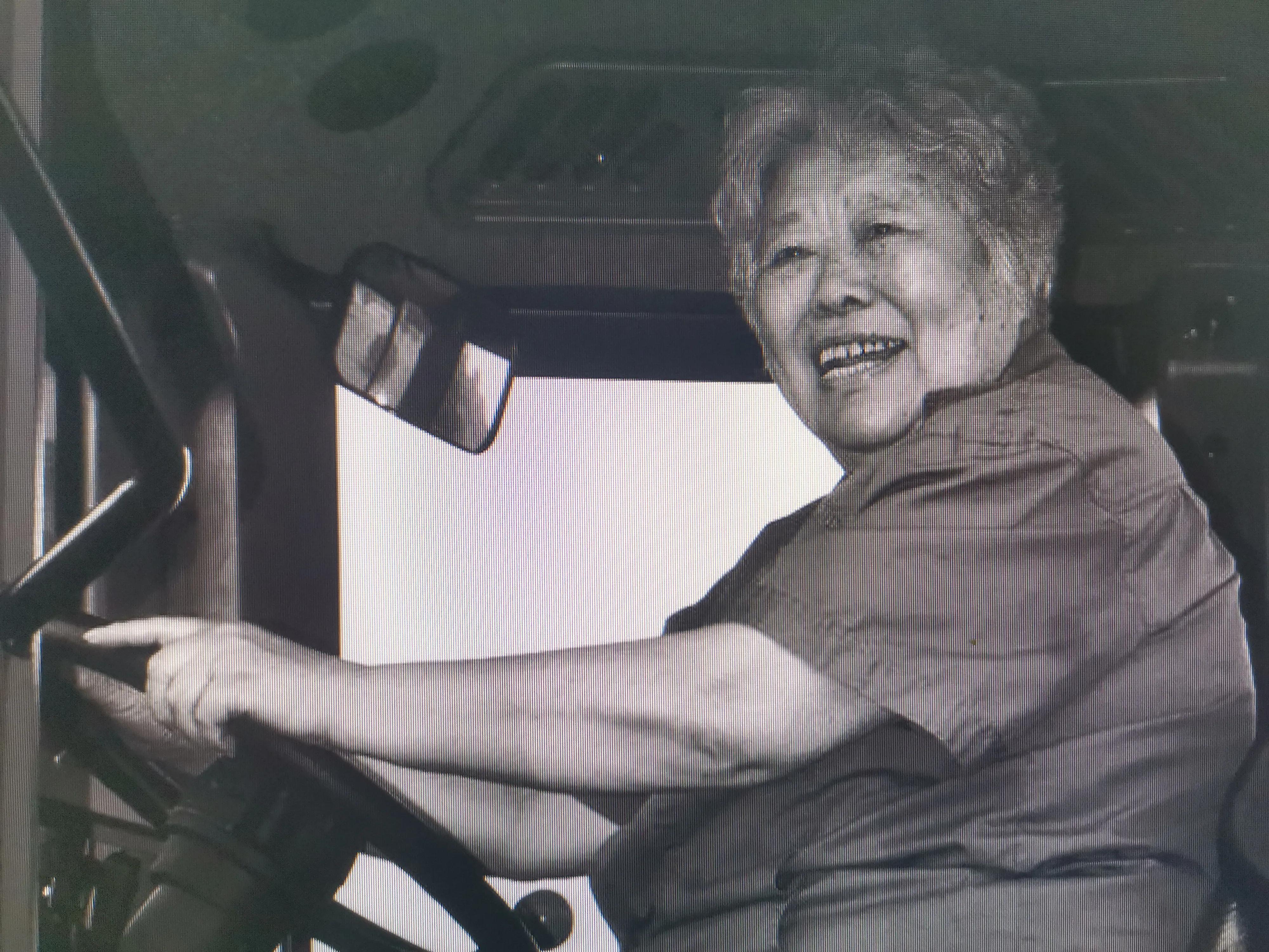 拖拉机一元99冠的存世量,拖拉机10元纸币收藏价值