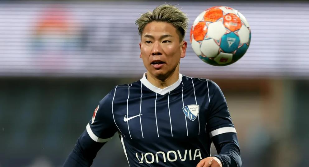 温格重回阿森纳天下足球,温格重返赛场