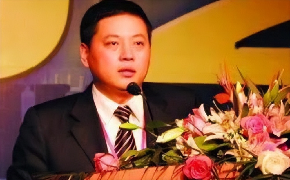 温商王均瑶近况,浙商传奇王均瑶