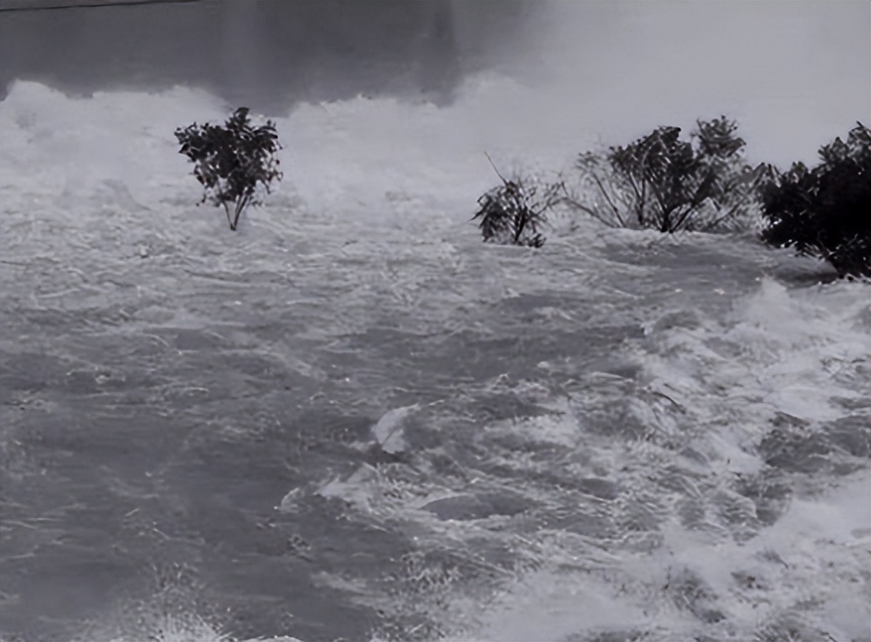 史上最惨烈的水库溃坝悲剧:河南“75-8”洪灾,到底有多恐怖?