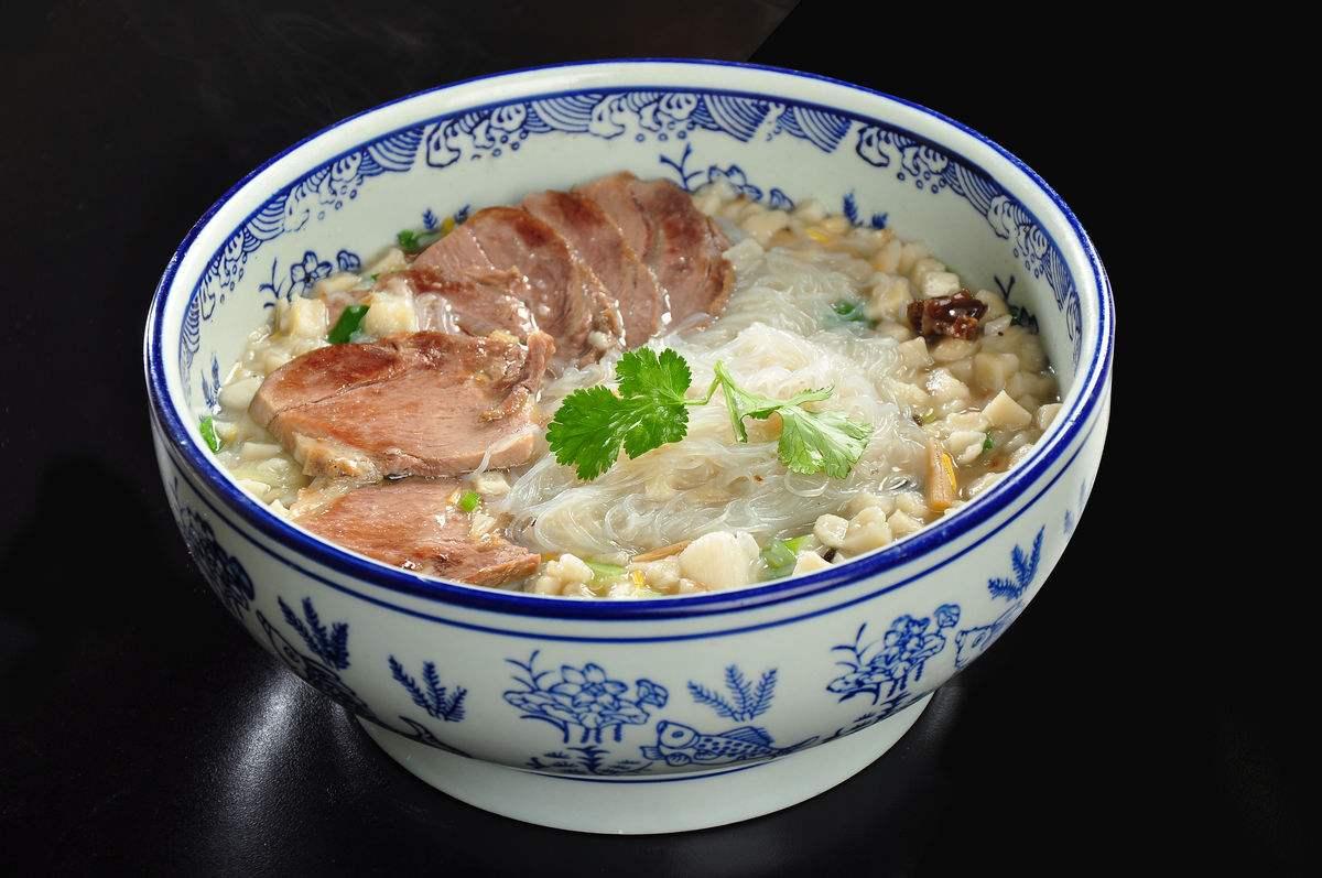 舌尖上的中国菜——浅论全国各地的特色美食