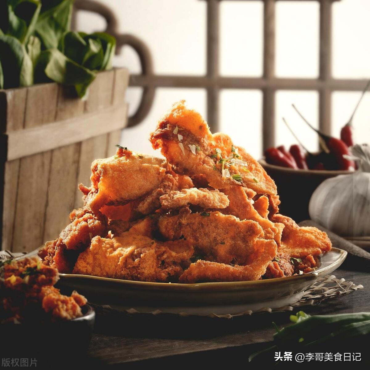 在家也能炸出饭馆味道的小酥肉,葱香浓郁外酥里嫩的小酥肉