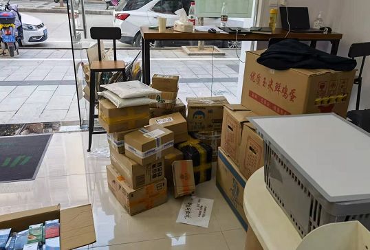 夫妻开餐饮店的流程步骤,夫妻开便利店不加盟需要投资多少