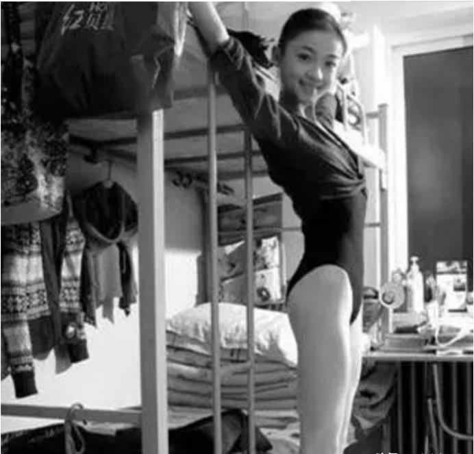 吴谨言最近爆料,吴谨言最新舞台乘风破浪