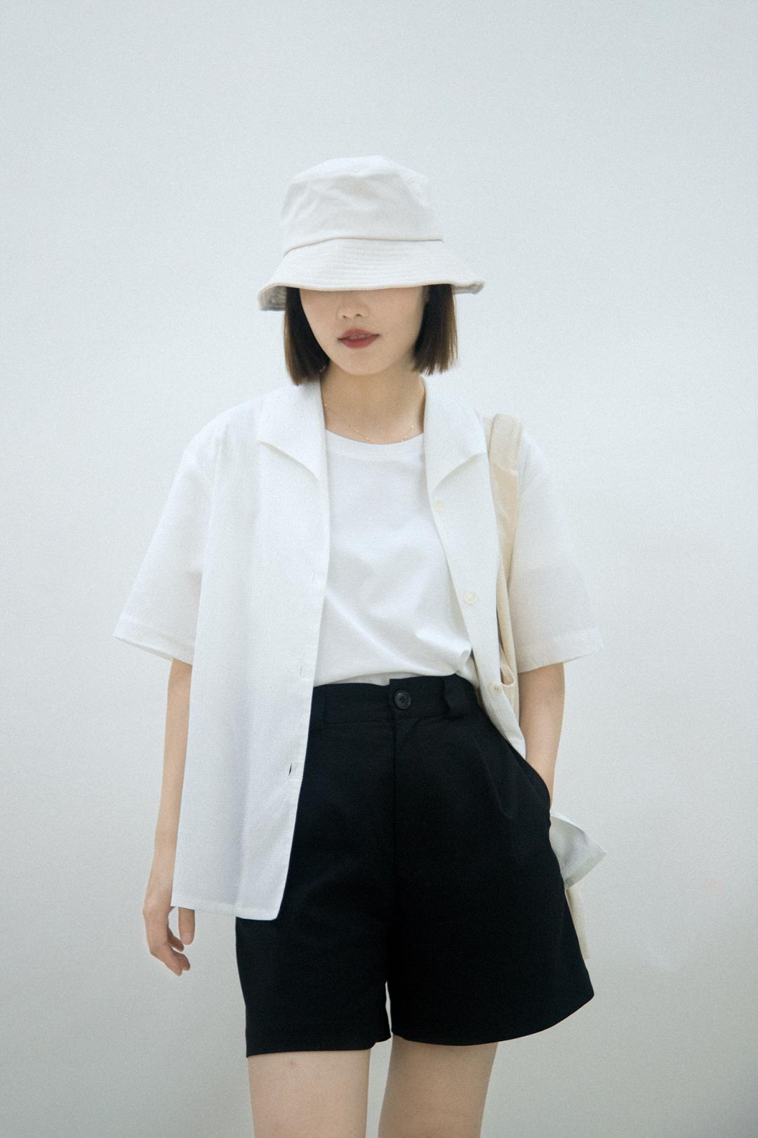 胶囊衣橱春季穿搭,夏日简单实用一衣多穿