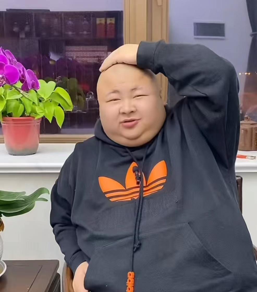 千万网红突发心脏病徒弟劝离婚,千万网红突发心脏病妻子跑路