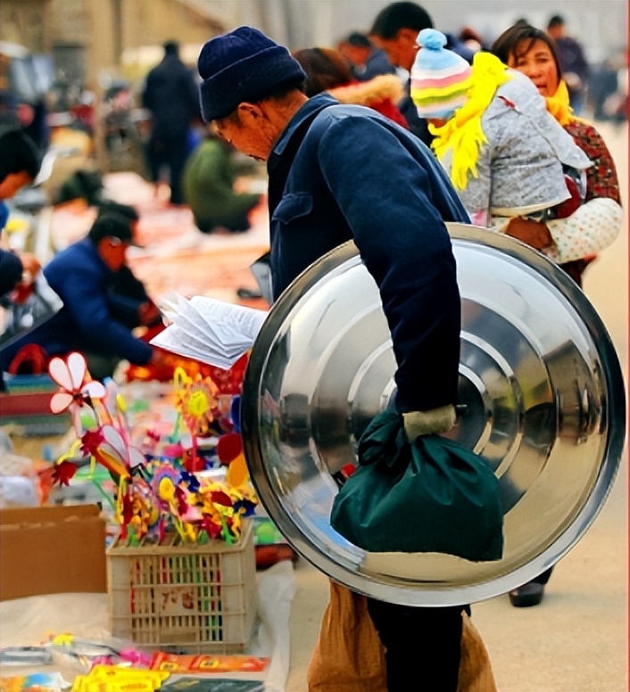 东北农村1000多米的大集,东北农村大集有什么好玩的