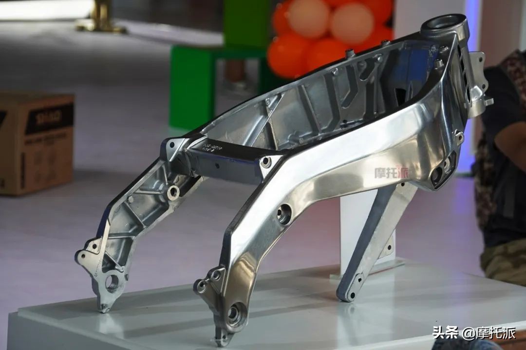 杰迪750概念款,老款杰迪fr750