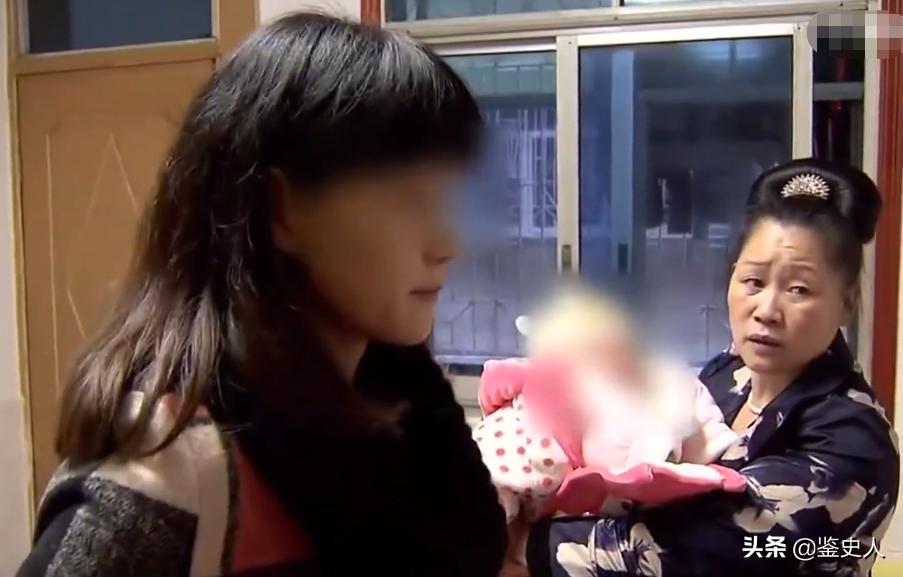 23岁女生为富二代生子,湖南穷女孩生下富二代的孩子