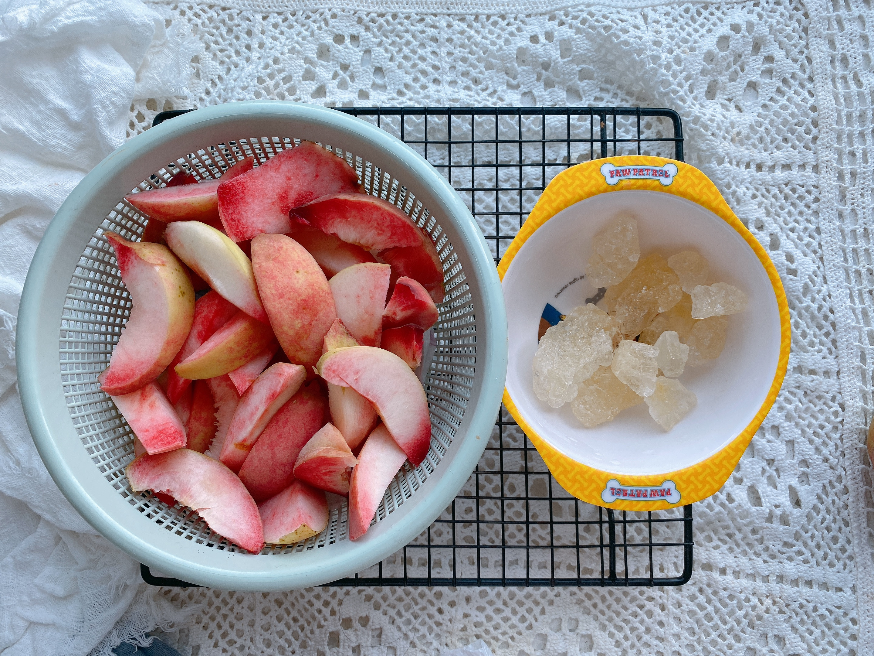 桃子酒的家庭简单酿制方法,如何酿制桃子酒好喝