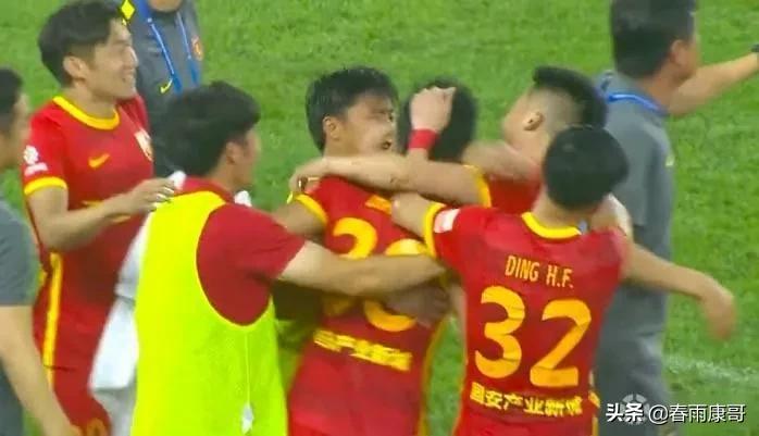 娌冲寳鍗庡骞哥寮犲▉涓秴棣栫,濞侀涓囬噷